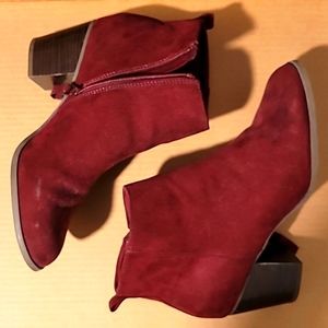 Old Navy 10 Maroon Booties